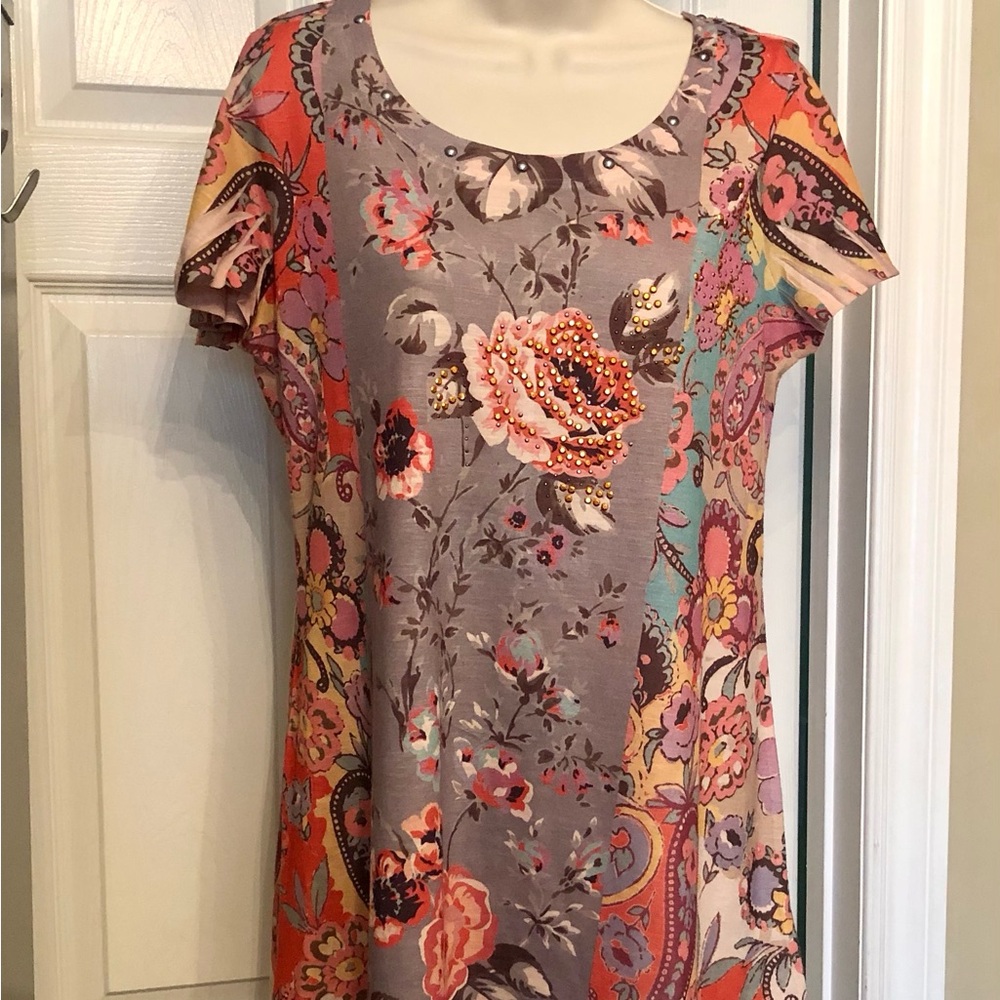 Style & Co Multi colour Floral Tunic 
Size Medium